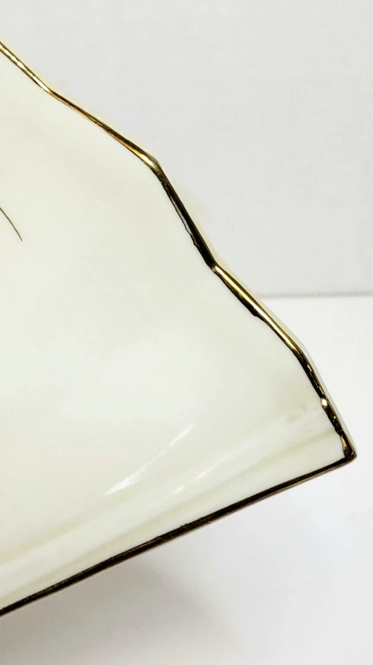 Plato vintage asiático de porcelana con forma de abanico pavo real y flores 10x6,5" Japón Foto 4 de 4