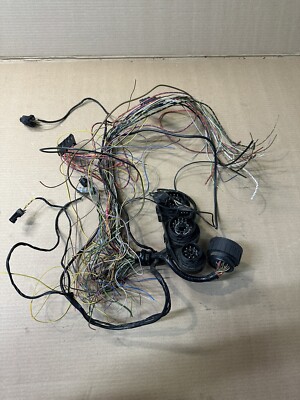    BMW OEM E36 92-99 FUSE BOX WIRING HARNESS PLUG SET 3 SERIES