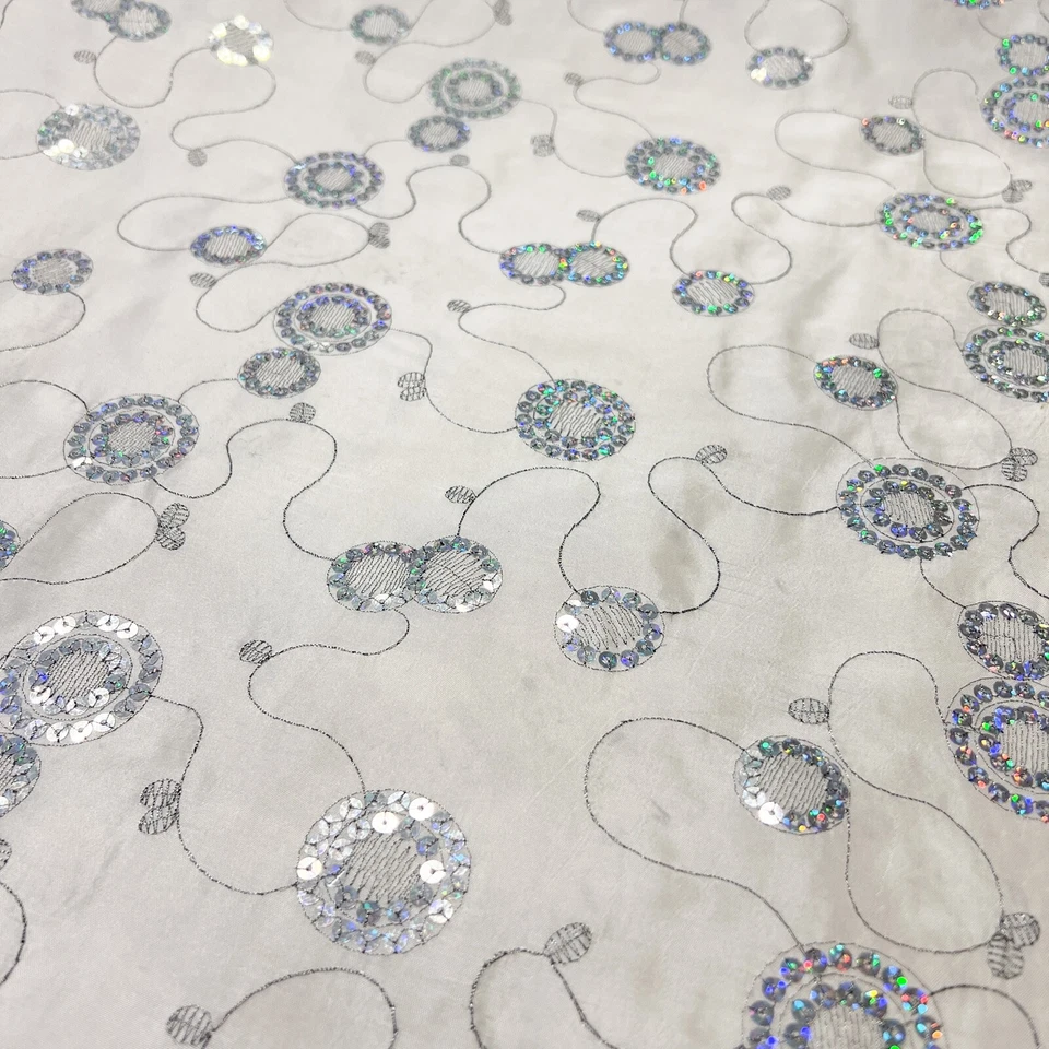 Bestickter Taft Stoff Muster Ecru Pailletten Dekostoff Bekleidung Schick Deko - Bild 4 von 4
