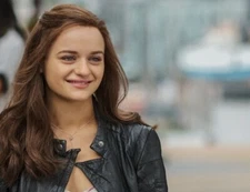 JOEY KING THE KISSING BOOTH 8x10 Photo