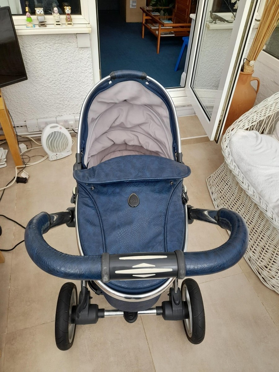 egg stroller pram, Navy blue special edition snake skin,