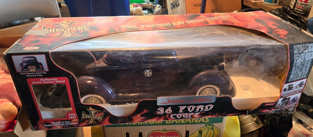 West Coast Choppers 36 Ford Coupe RC Car 1:6 Scale Purple Electric