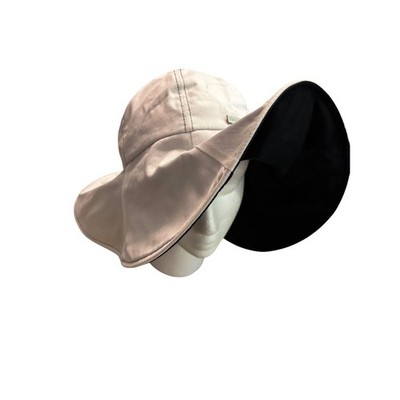 Betmar New York Collins Ave Wht/Black Wide Brim Floppy Sun Hat UPF 50+ B338H NWT