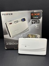 Fujifilm FinePix Z900EXR Digital Camera 16MP 5x Zoom Touch Screen Japan