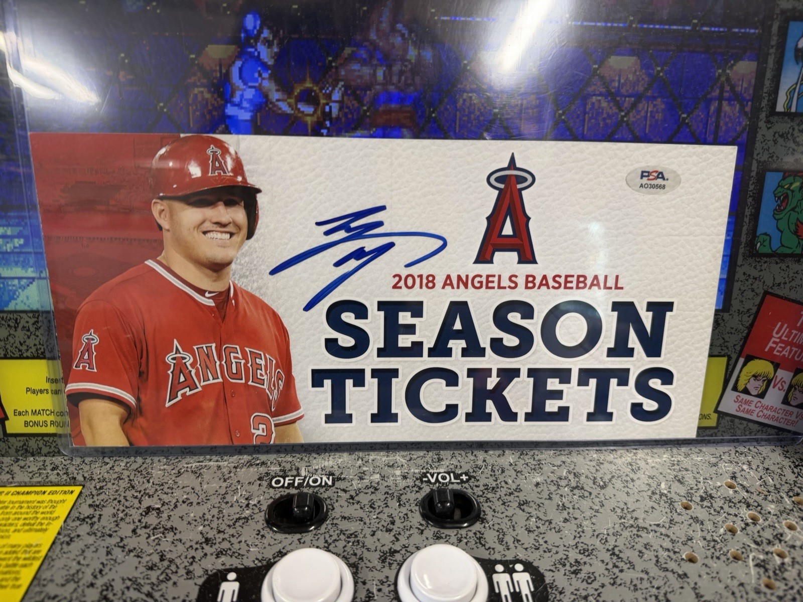 2018 Shohei Ohtani Rookie Season Ticket Book + PSA/DNA Auto Cover RC Early Sig view 3