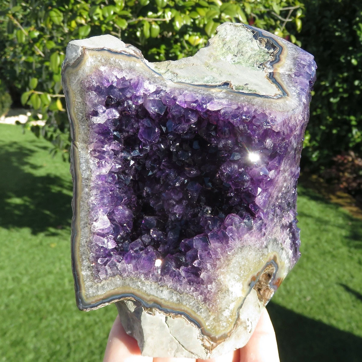 Géode D'Améthyste Naturelle - Porte-bonheur Violet, Poids 1,3 Kg, état Comme Neuf