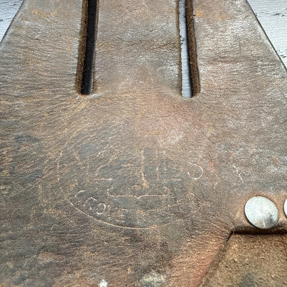 Vintage Channel Lock Lineman's Leather  Belt Tool Pouch 4 Pocket & Hook - Image 2 of 3