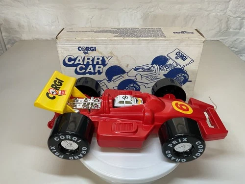 Vintage Corgi Toys J3156 Carry Car from 1986 in original box, sealed case