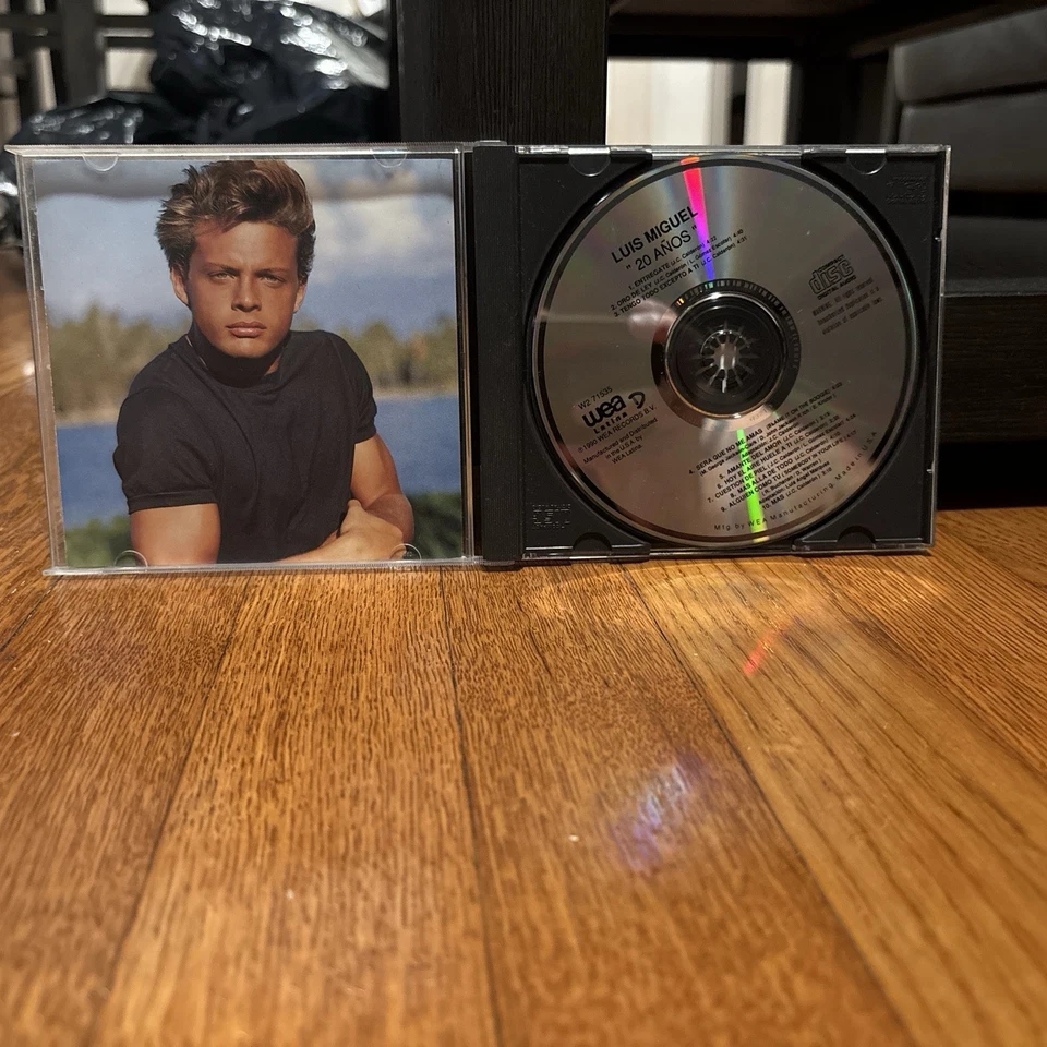 ЛУИС МИГЕЛЬ - 20 AÑOS - 1990 МЕКСИКАНСКИЙ CD АЛЬБОМ, ЛАТИНСКАЯ ПОП - Изображение 2 из 3