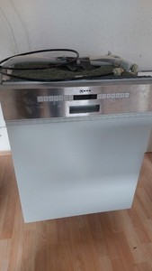 NEFF Geschirrspüler teilintegriert 60 cm