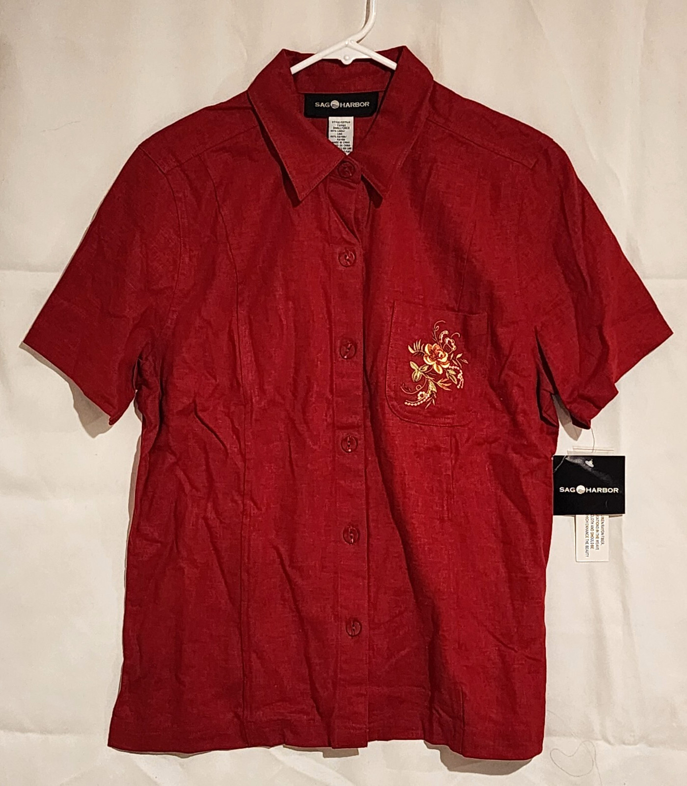 Women's Red  Short Sleeve Button Up Blouse, Size Small New W/ Tags Vintage