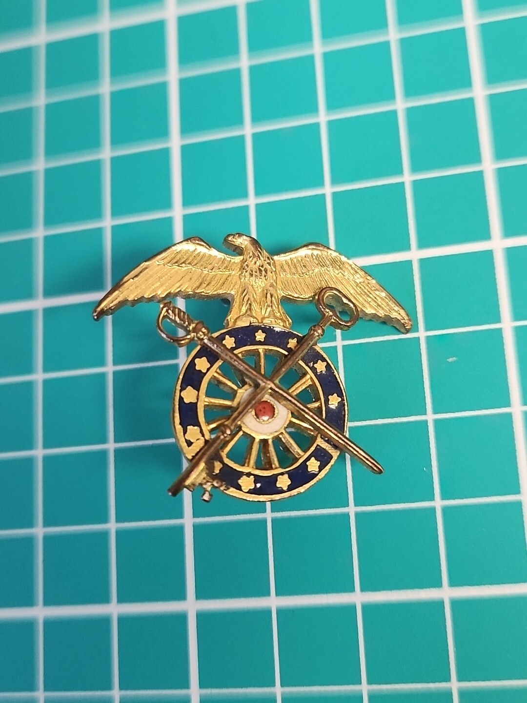 Vtg US Army Quartermaster Corps Eagle Gold Tone Lapel Pin Collectible 