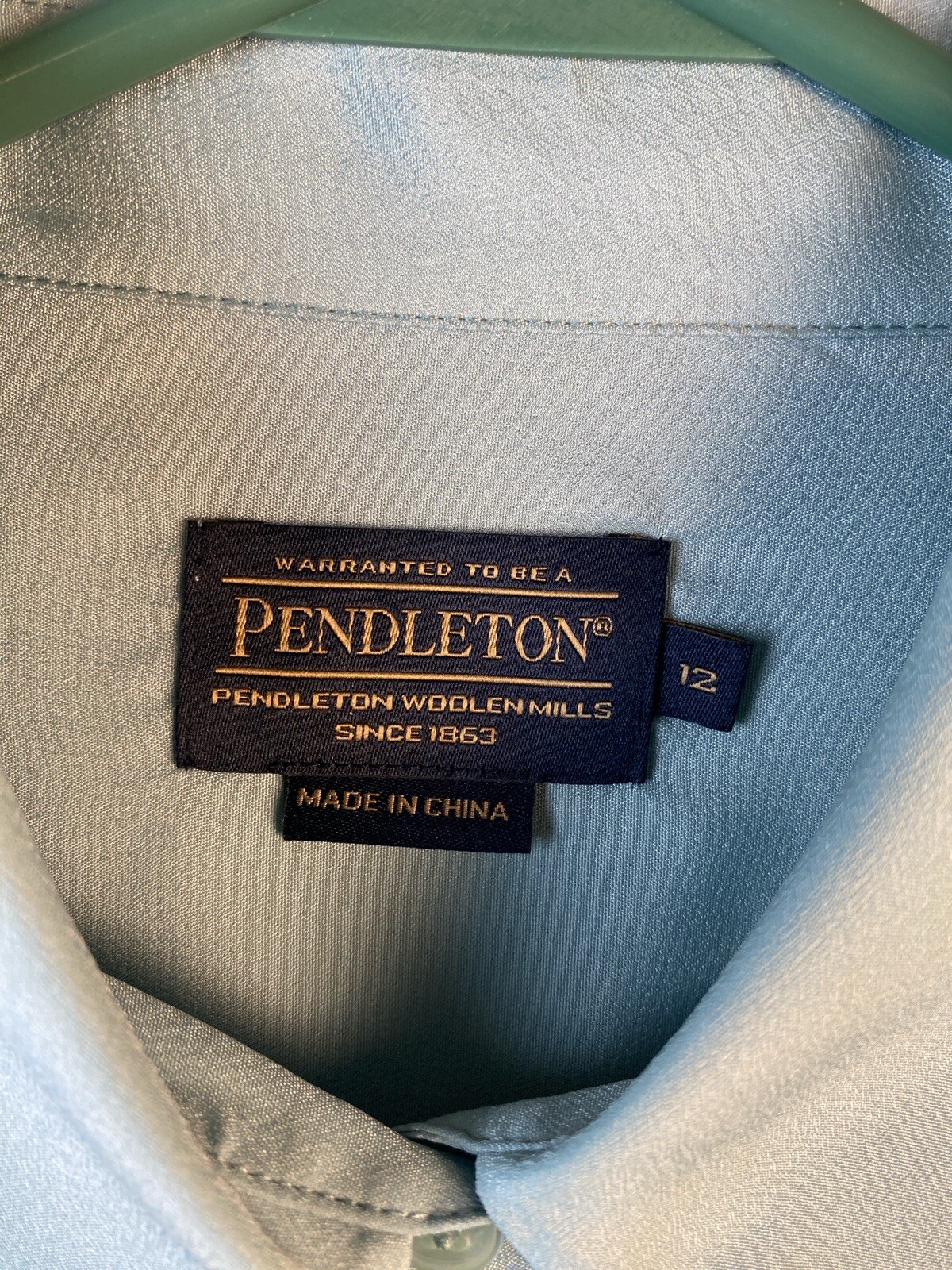 Pendleton Women’s Mint Polyester Long Sleeved But… - image 6