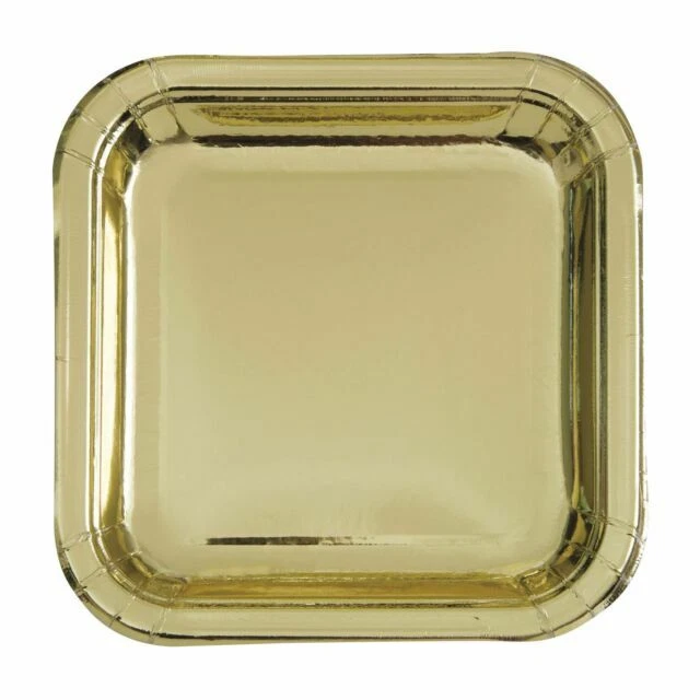 Plastic Party Plates