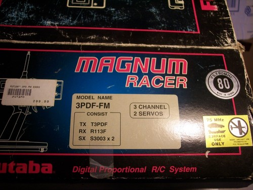 Futaba 3pdf-fm magnum racer radio transmitter w/ (3) r113f receivers - Picture 7 of 8