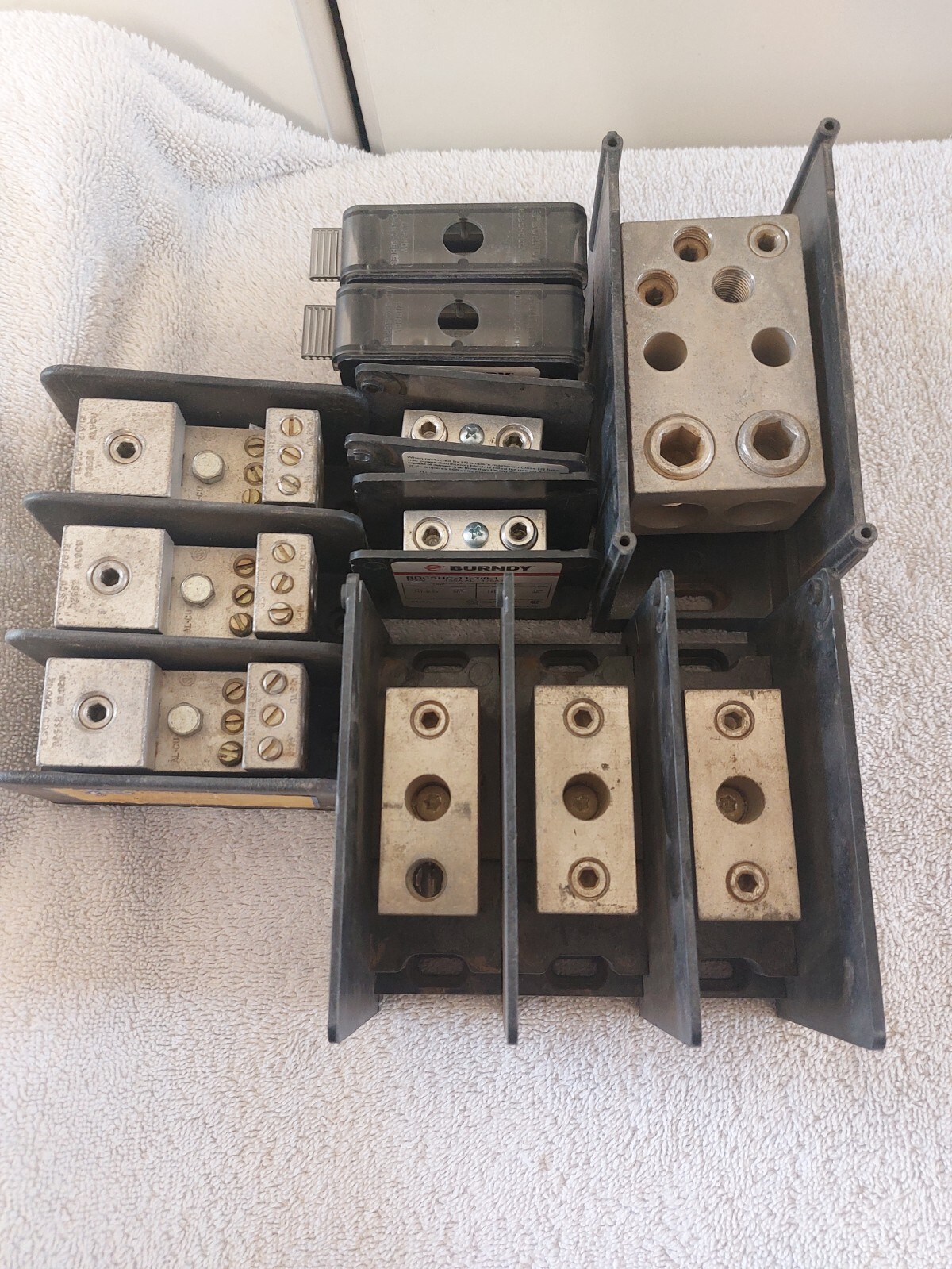 POWER DISTRIBUTION BLOCKS ( LOT OF 7 ) | eBay