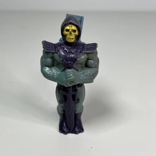 Vintage 1983 HG Toys Masters Of The Universe MOTU He Man Skeletor Clip On 3.25”
