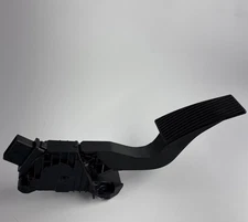 Genuine Mopar Accelerator Pedal 68267286AB thumbnail 6