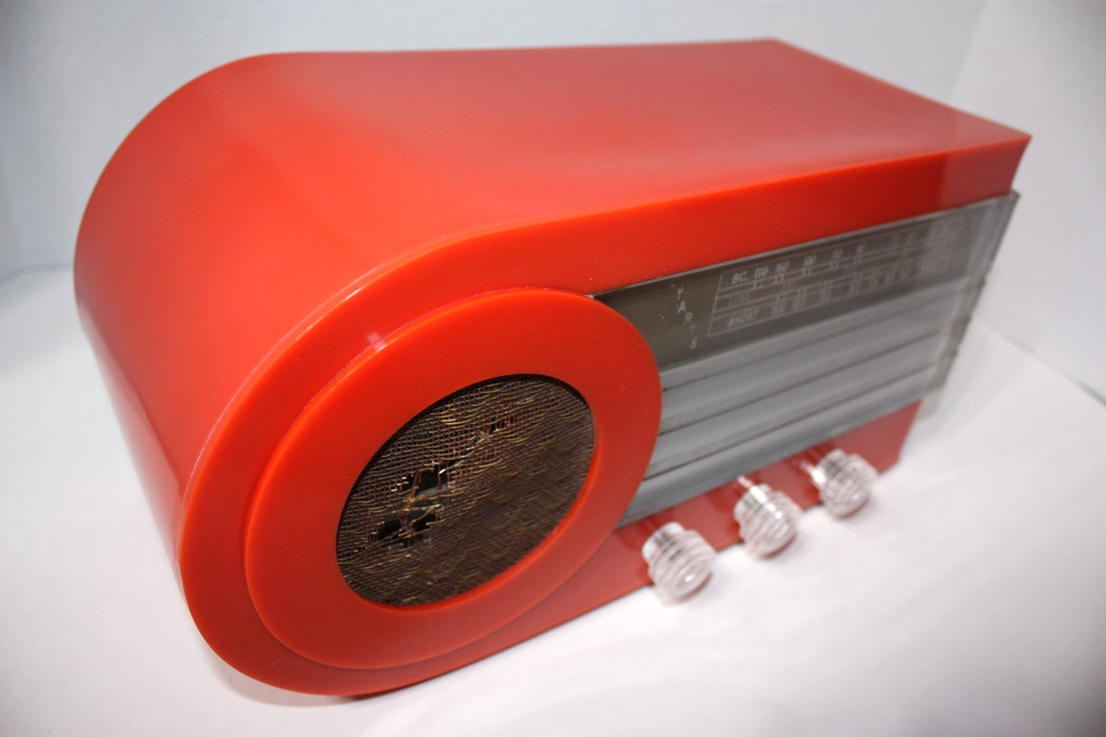 Ultra Rare Vintage 1946  Cyarts B Deluxe Radio Orange Art Deco