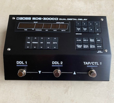 Boss SDE-3000D Digital Delay   neuwertig   komplett mit OVP & Netzteil