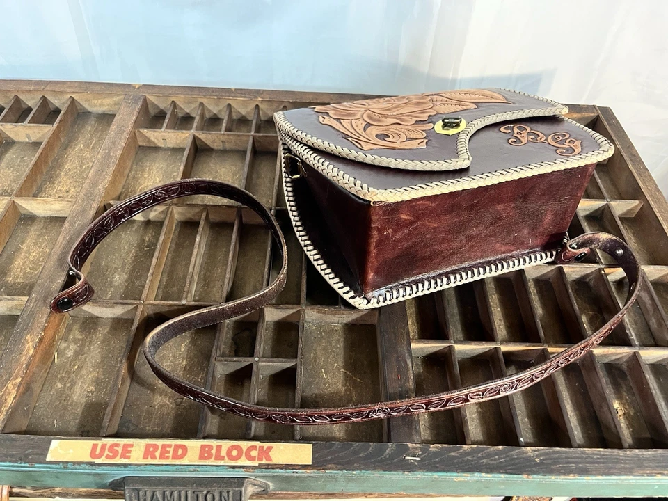 Bolso de Mano Bolso BoHo Hippie de Cuero Tocado a Mano Años 70 De Colección.Correa Ajustable, Costura Foto 4 de 4