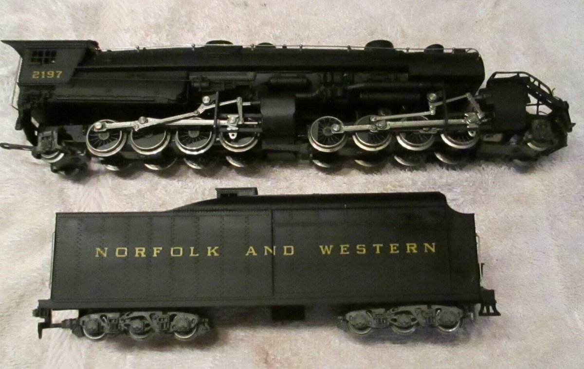 ジャンク品Rivarossi Nゲージ 2-8-8-2 ノーフォーク&ウエスタン AHM 5092 2-8-8-2 USRA MALLET NORFOLK & WESTERN 2197
