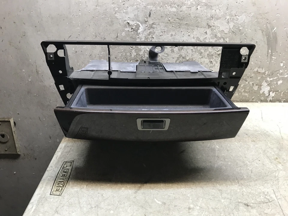 02 03 04 05 06 07 08 BMW 750i Dash Console Compartment Cubby - Image 2 of 3