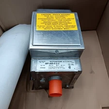 NEW INVENSYS MP-465-0-2-2 DAMPER ACTUATOR 50 IN-LBS 120 VAC CW SPRING RETURN