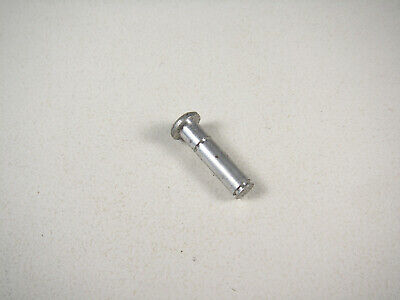 Lionel 8905-71 Truck Side /&Stud Assy//See 8905-101