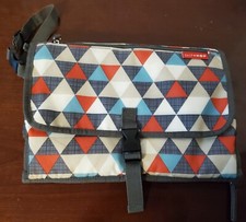 Skip Hop Proto Changing Station Clutch