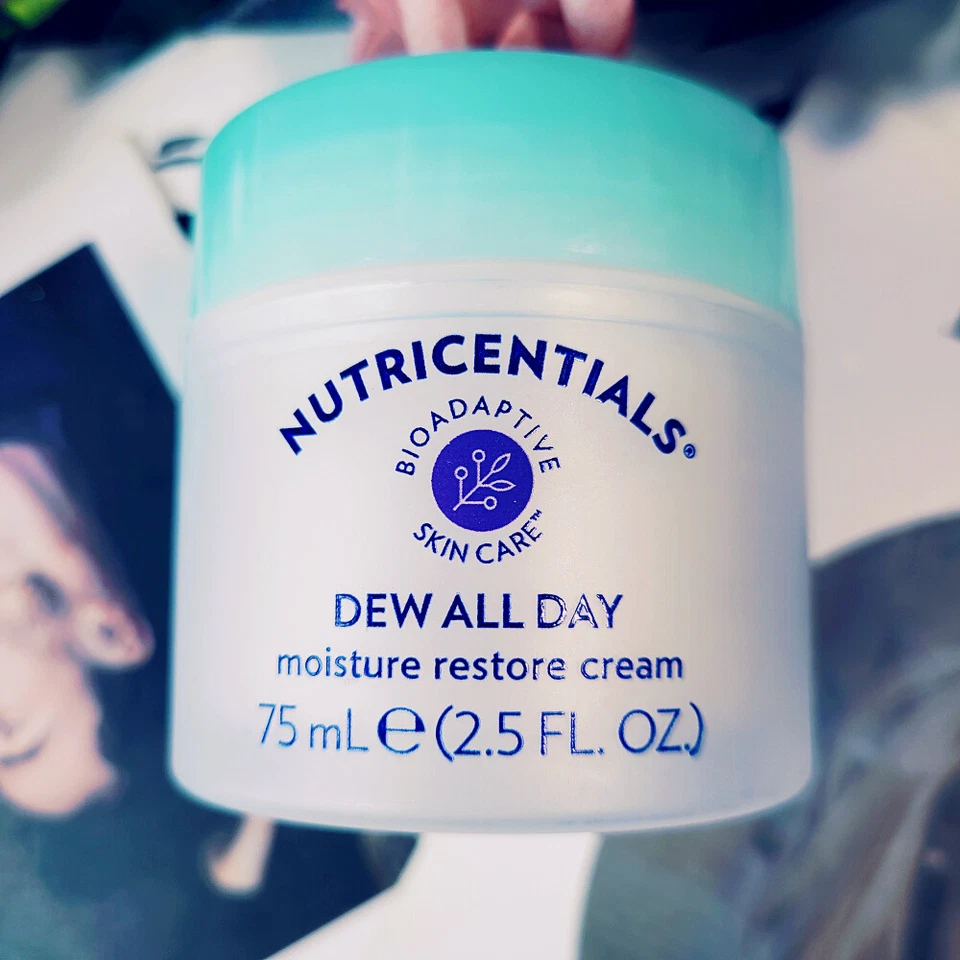 2 de NUSKIN Nutricentials Crema hidratante bioadaptativa para el cuidado de la piel rocío todo el día #175 Foto 2 de 4