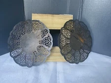 International Silver Company Pair Of Footed Trivet-USA. F3