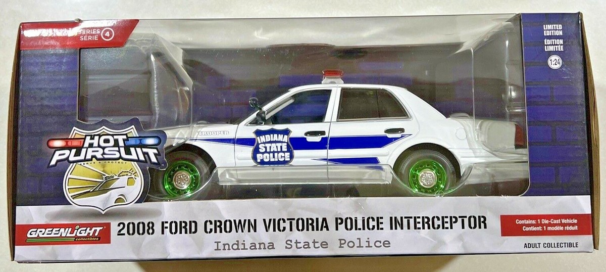 グリーンライト2008 Ford Crown Victoria ミニカー Amazon | GREENLIGHT 1:43 SCALE 