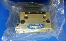 Schunk, Pneumatic Parallel Gripper, PGN-100/2  VITON  P# 39370152