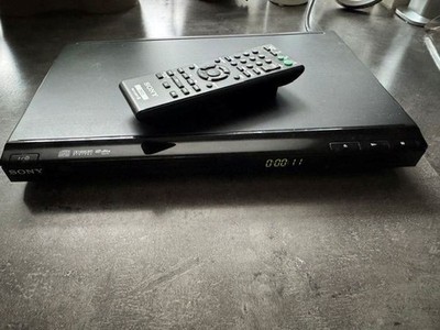 Sony DVD/CD Player DVP-SR100 320 × 38 × 209 mm,  Fernbedienung, Scart Anschluss