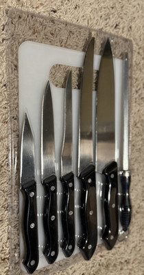 Kitchen Knife Set w/ Cutting Board & Sharpener   Stainless Steel Black