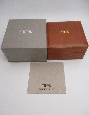 BUTI Leather & Suede Gift Presentation Display & Storage Watch Box Set and Cloth