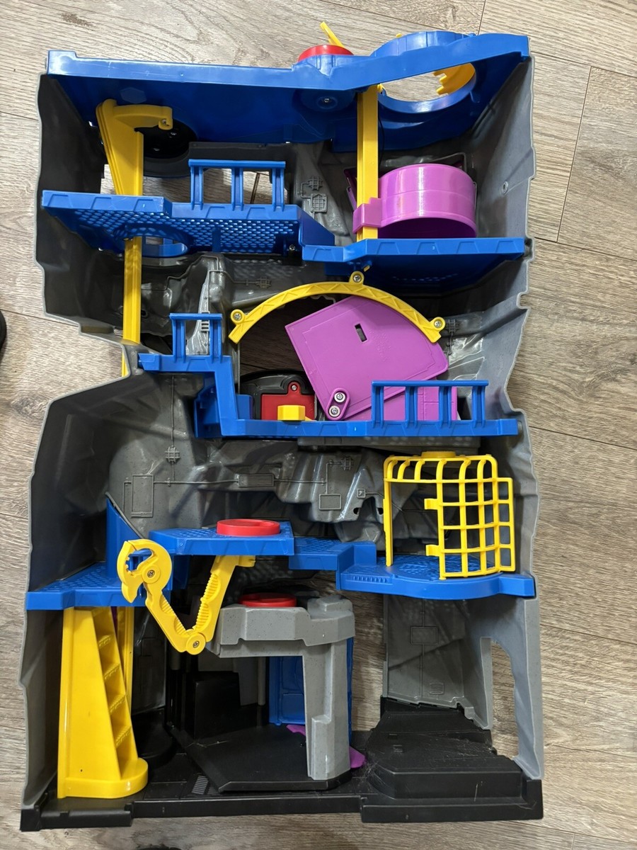 Fisher-Price Imaginext DC Super Friends, Batcave (Amazon Exclusive