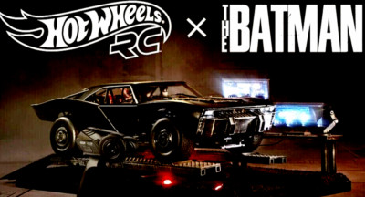 The Batman/The Ultimate Batmobile/HOT WHEELS/Remote Control 1:10 Car NEW!