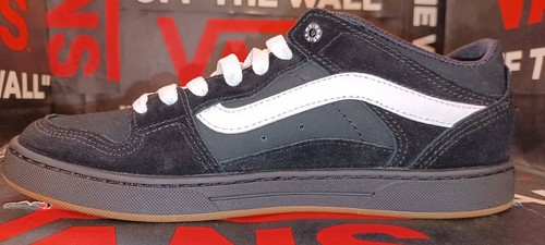 Rare Vans Baxter Black Mens 8, 9 