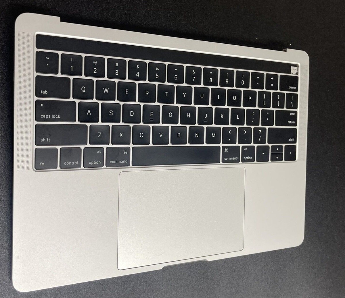 MacBook pro 13インチ 2017 メモリ16GB 管理番号3670 MacBook Pro 13インチ (2017年モデル) / Core i7 / 512GB SSD