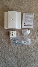 JUNO LIGHTING R29 WH Floating Electric Feed,White, 4 1/2in NEW IN BOX