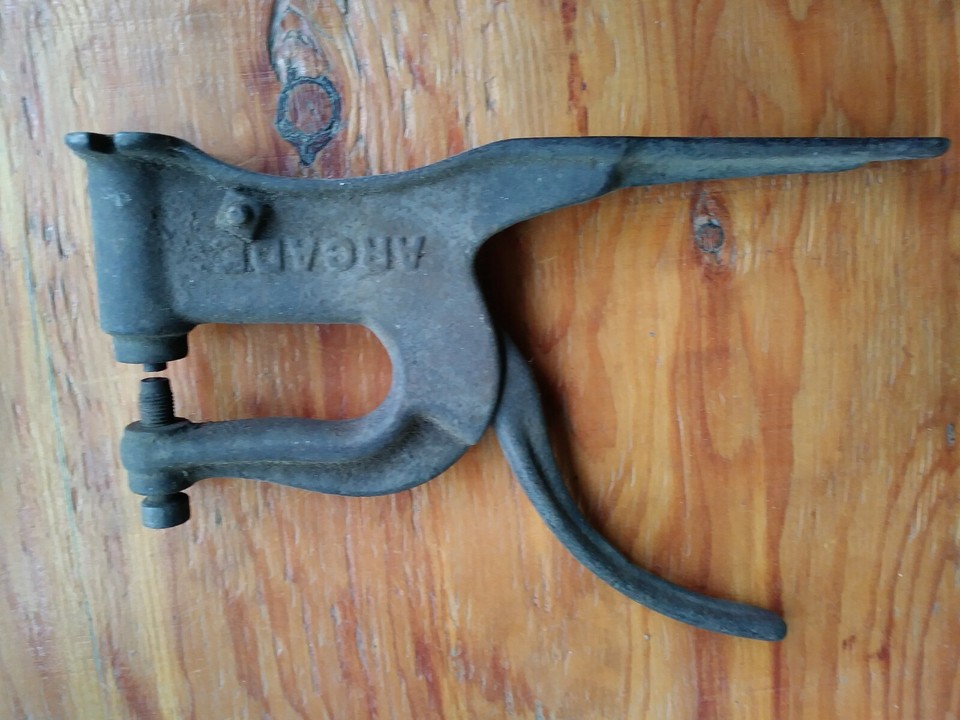 Vintage Arcade cast iron rivet leather punch | eBay