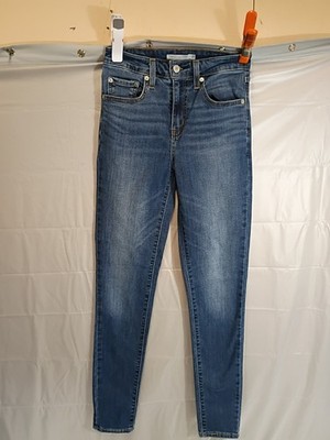 Levi's 721 Women's High Rise Skinny Jeans Blue Denim Size 25 Inseam 28 /0251
