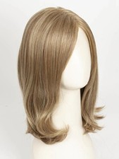 Raquel Welch Showrunner Synthetic Lace Front Wig Hand-Tied RL13/88