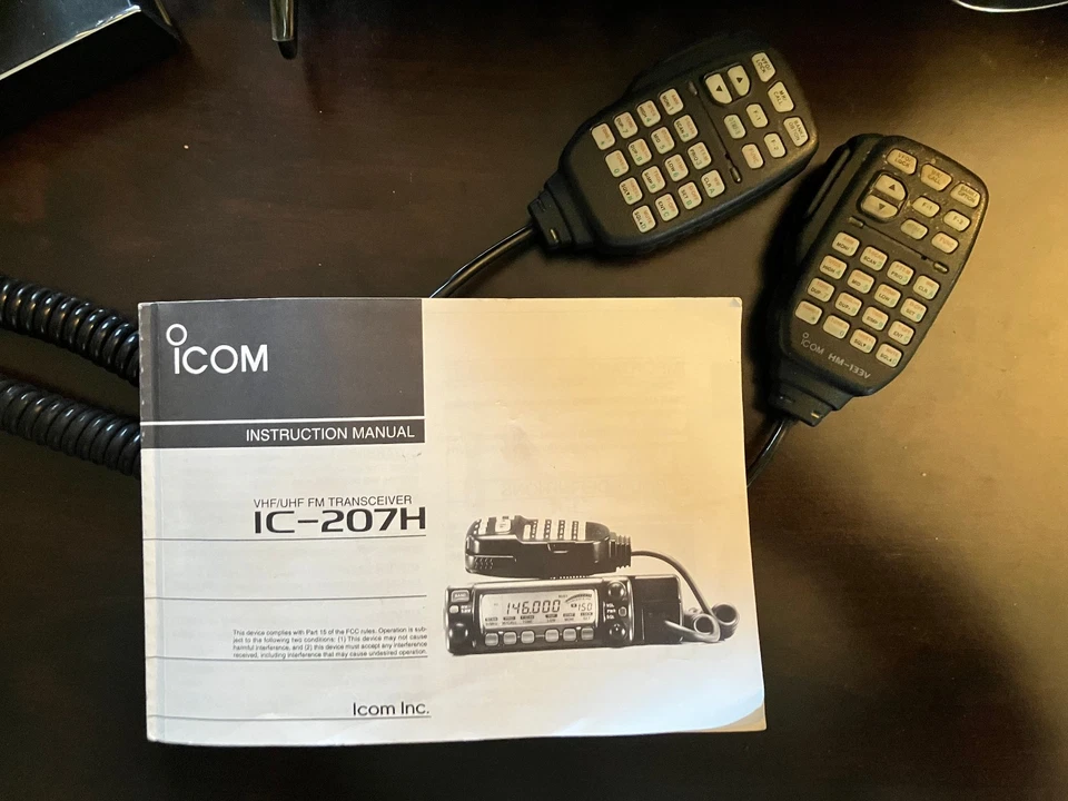 Transceptor Icom 2001 IC 207H VHF/UHF - solo para piezas Foto 3 de 4