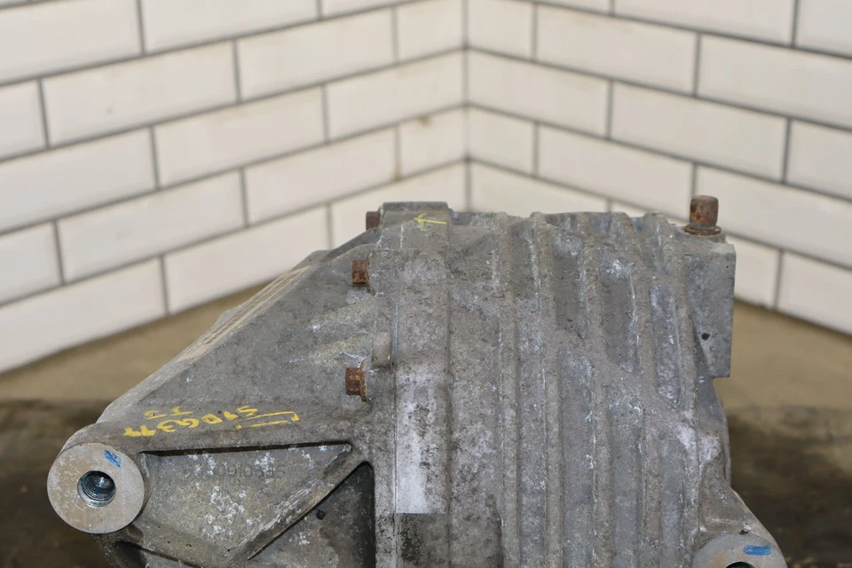 08-09 Dodge Challenger SRT8 6.1L Rear Differential Carrier (3.06 Ratio) Foto 3 de 4