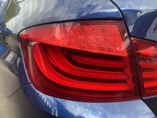 BMW 5 SERIES 10-13 F10 PASSENGER LEFT REAR OUTER BRAKE LIGHT TAIL LAMP 7203229