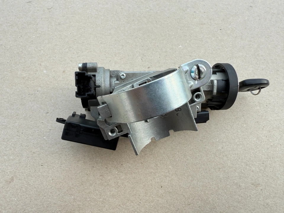 Chevrolet Silverado 1500 2019-2024 bloqueo de encendido con llave e inmovilizador OE 13516351 Foto 4 de 4