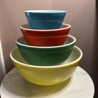 Vtg PYREX Primary Colors Nesting Bowl Set of 4 Ovenware 1940s 401,402,403,404